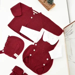Conjunto peto granate (3 prendas)
